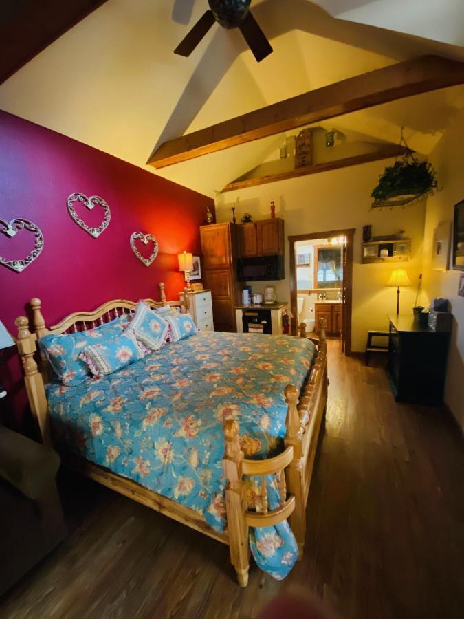 All Seasons Treehouse Village Eureka Springs Bagian luar foto