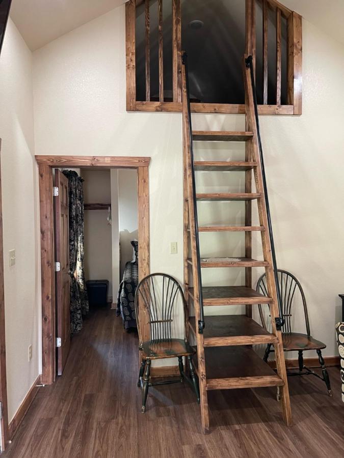 All Seasons Treehouse Village Eureka Springs Bagian luar foto